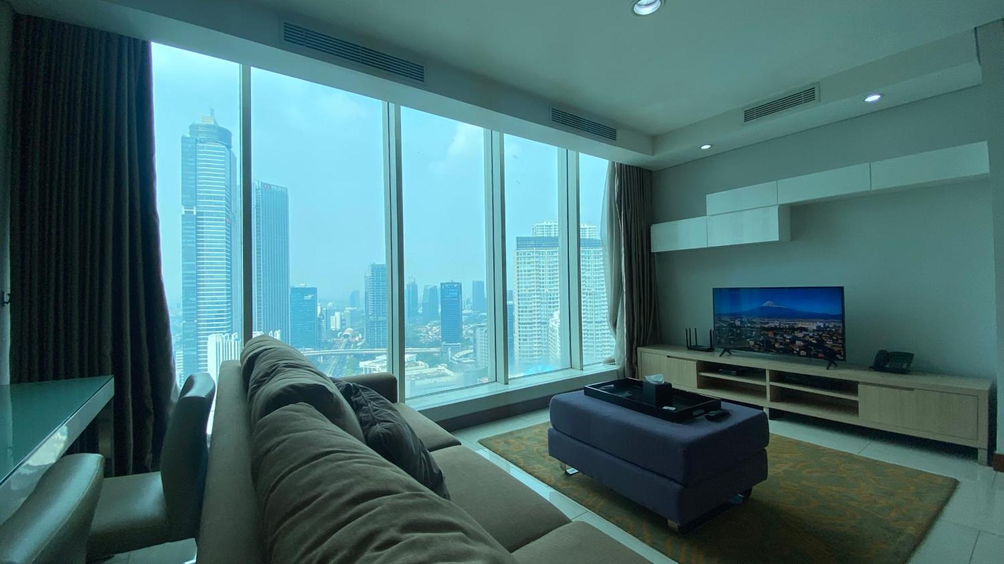 The H Tower Rasuna Suites Kuningan Jakarta By Villaloka Exterior photo